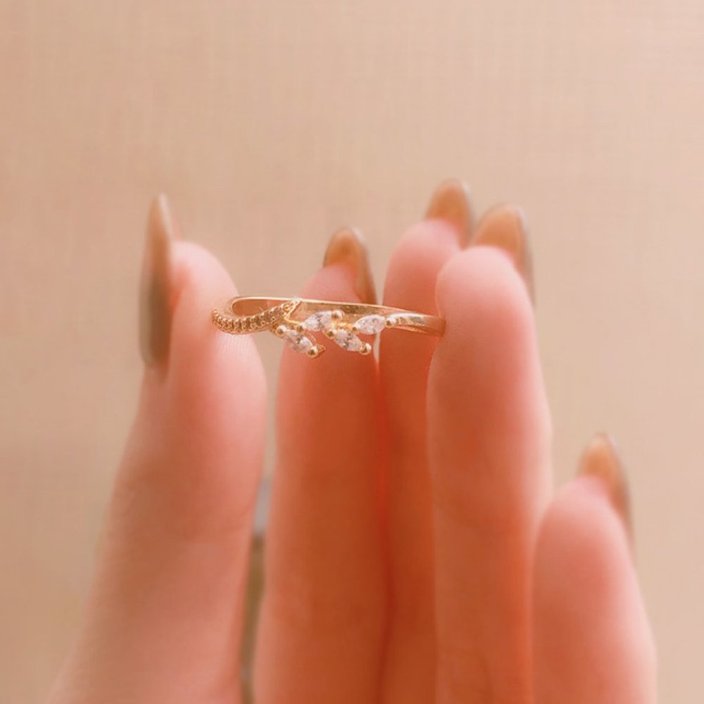 NEW 18K Rose Gold Marquis Diamond Leaf Branch Ring - Picture 4 of 5